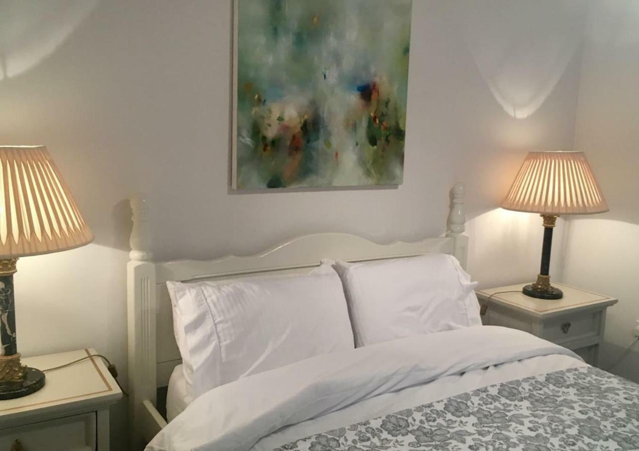 Beautiful 1Br Apartment In Historic St Aubin House エクステリア 写真