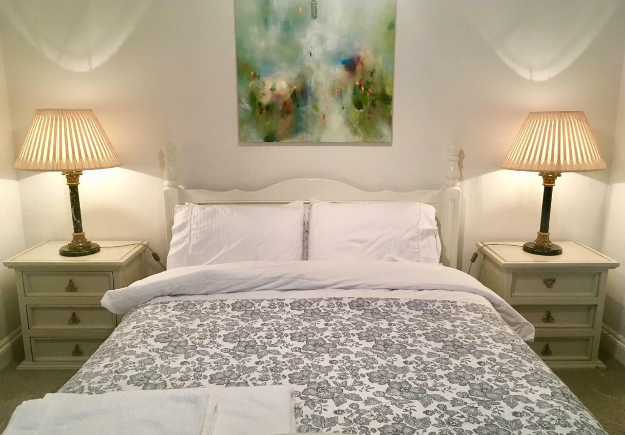 Beautiful 1Br Apartment In Historic St Aubin House エクステリア 写真