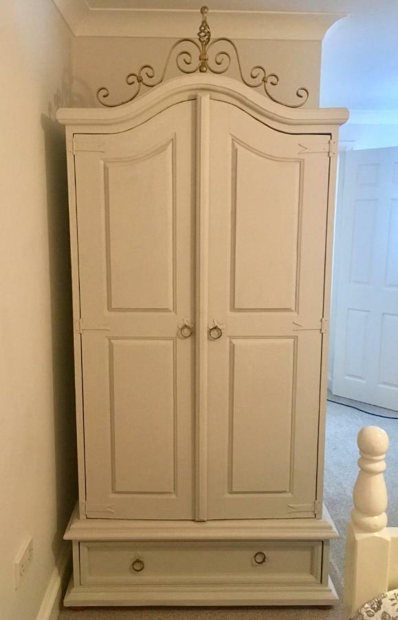 Beautiful 1Br Apartment In Historic St Aubin House エクステリア 写真