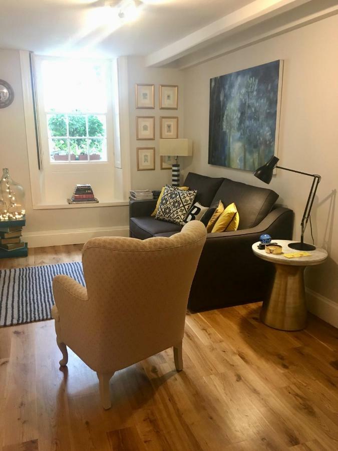 Beautiful 1Br Apartment In Historic St Aubin House エクステリア 写真